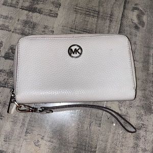 Michael Kors Wallet/Wristlet